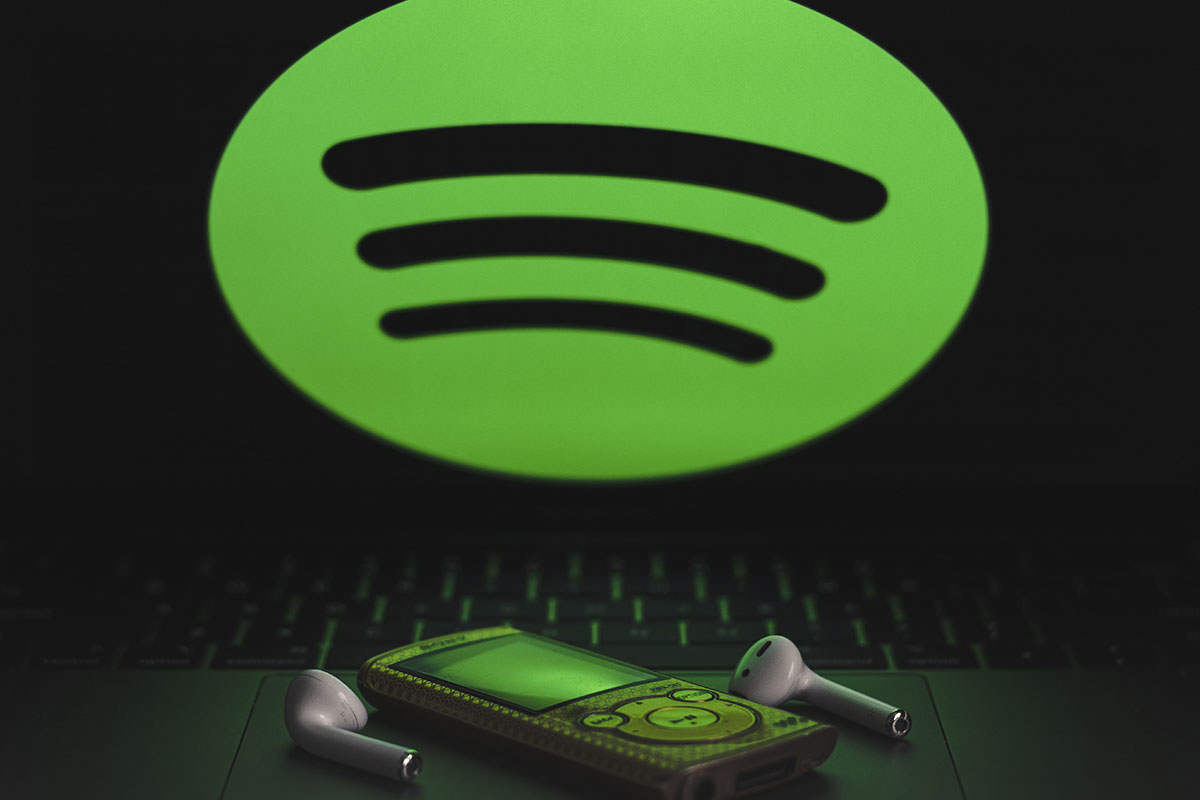 Por qué Spotify no reproduce algunas canciones